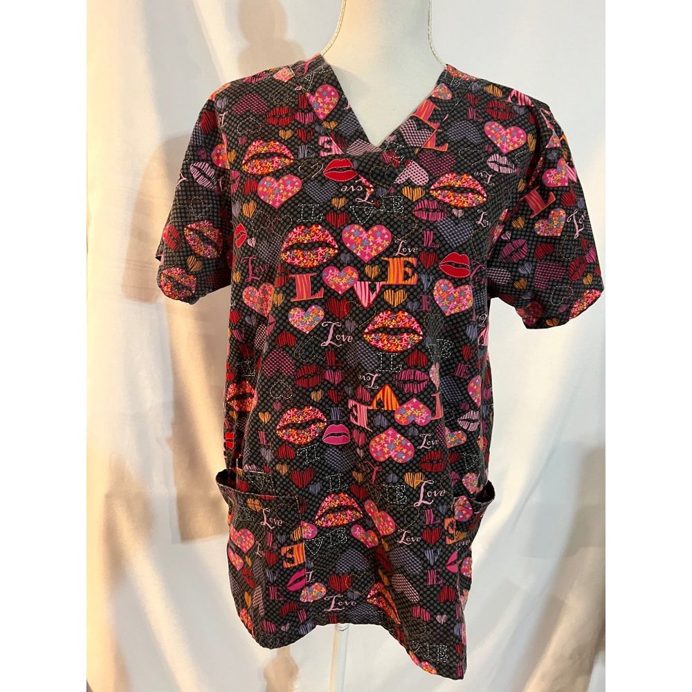 UA scrubs Scrub top